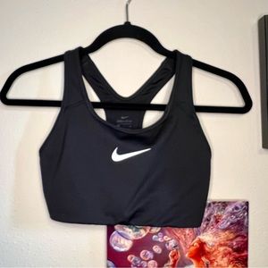 Nike Women’s Compression Sports Bra Size Small Black